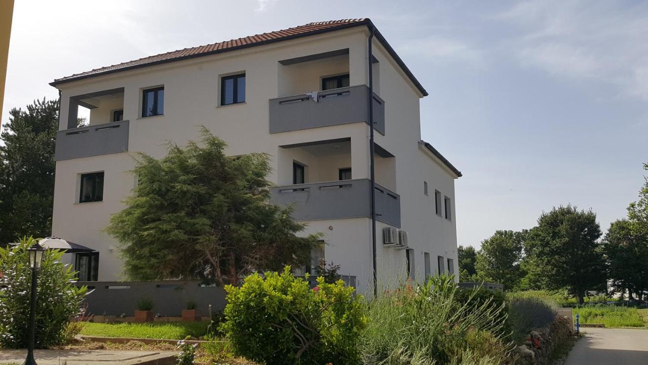 Artemis Apartman Baška