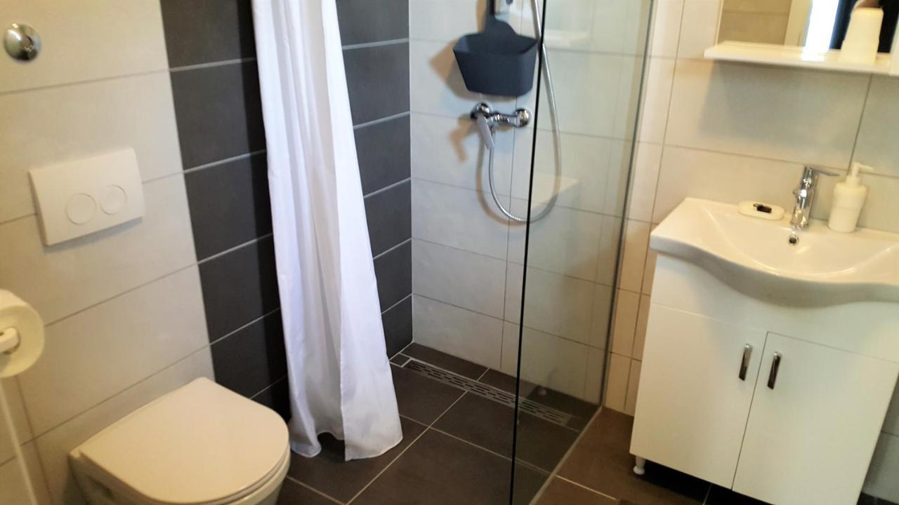 Artemis Apartman Baška